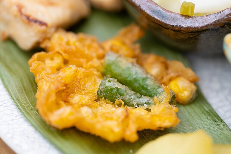 とうもろこしの甘さが際立つかきあげ。