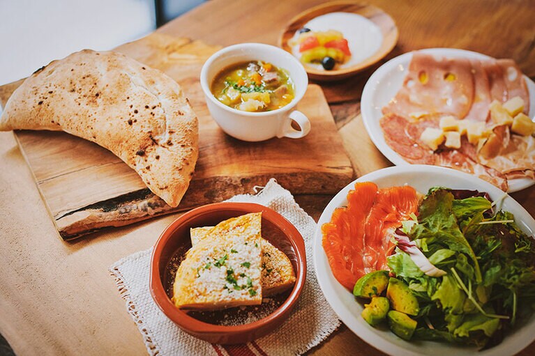 ブレックファースト1,800円