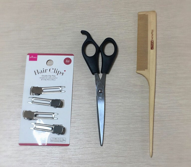 セルフカットで用意したいもの。