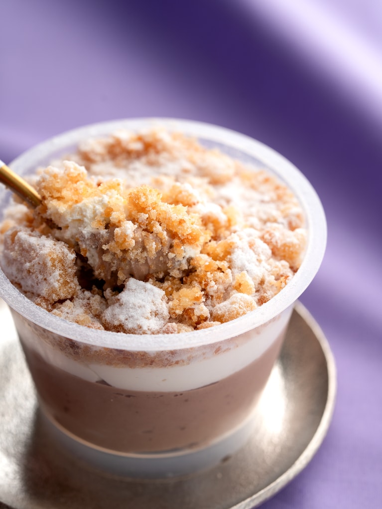 成城石井自家製 ショコラ生プレミアムチーズケーキ 1個464円。