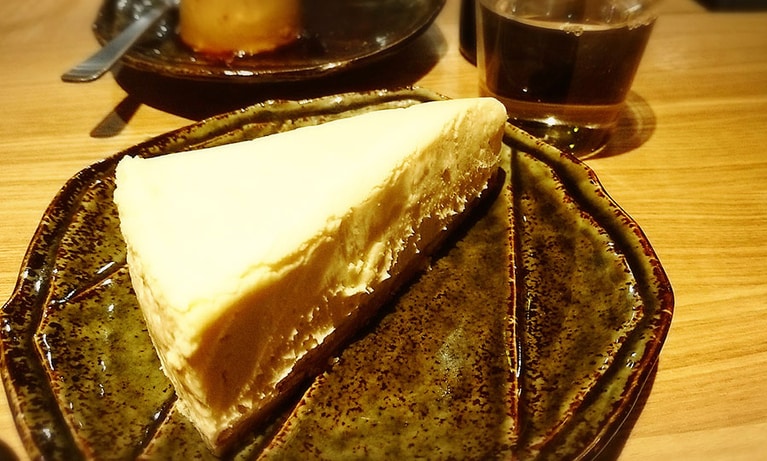 チーズケーキ(600円)も大人の味だから、スイーツ男子も必食。