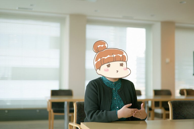 『今日、地震がおきたら』作者のアベナオミさん。