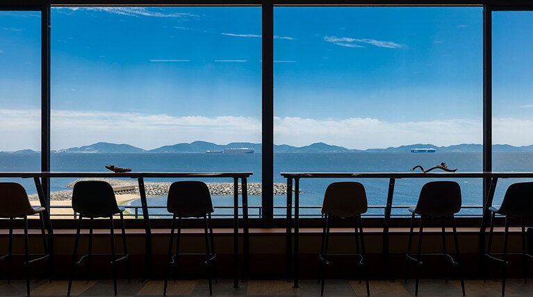 旬景浪漫 銀波荘［愛知／西浦温泉］ロビー・ラウンジさらさ。