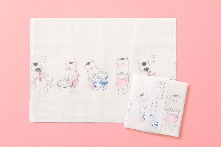 ※「猫村さんのふきん 拭き掃除」500円(税抜き)。