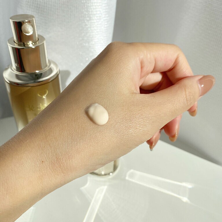 みるみる肌が引き上がり、肌の奥からふっくら