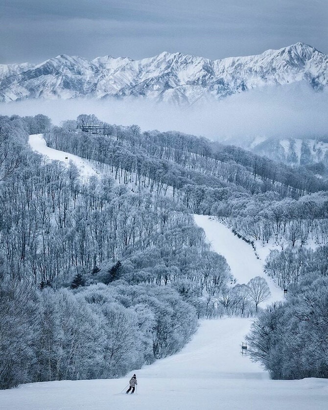 3ページ目)【長野県 2022年版】 冬の絶景・風物詩6選 氷灯篭が温泉街を照らす幻想的な夜景 | 今こそ行きたい！ 「日本にしかない風景」再発見