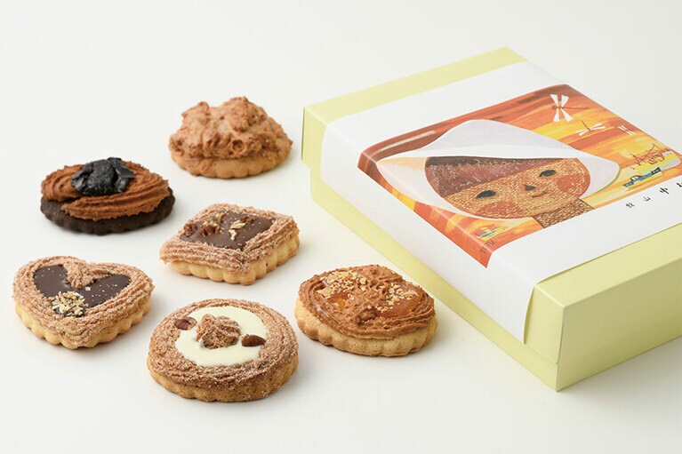 館山 中村屋「ロシアケーキ」1,598円(10個入り)／千葉県