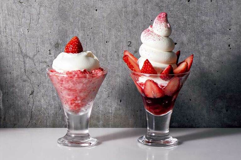 1. 雪いちご 北海道牛乳のソフトクリーム 850円 。2. いちご 920円。