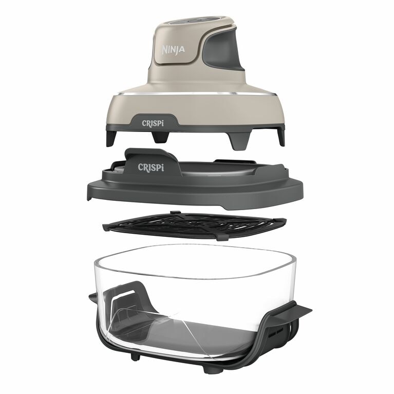 LとS、2サイズのガラスコンテナは重ね置き可能。また、製品サイズは幅・奥行・高さが全て30cm以内なので、多くの棚やキャビネットにすっきり収納できる。