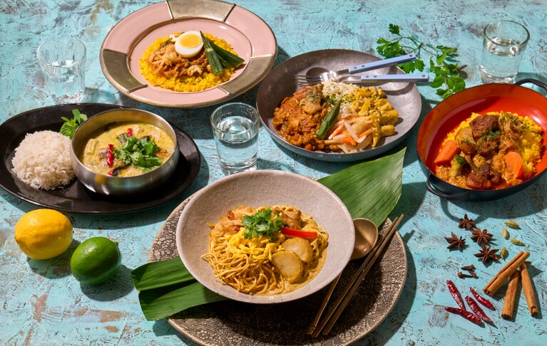 成城石井で初となるカレーフェア「ようこそ！カレー沼へ」。