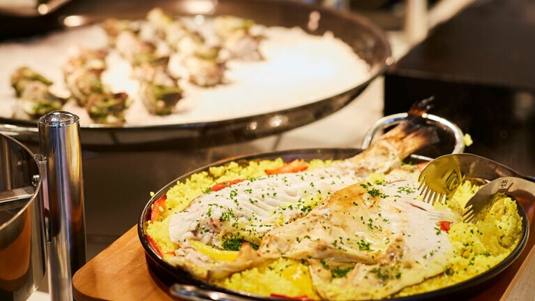 ビュッフェスタイルで好きなものを好きなだけ！