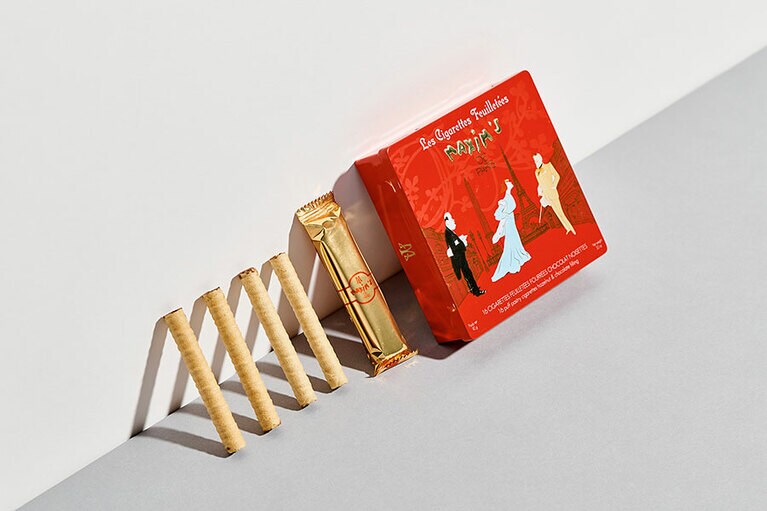 シガレット缶 907円。