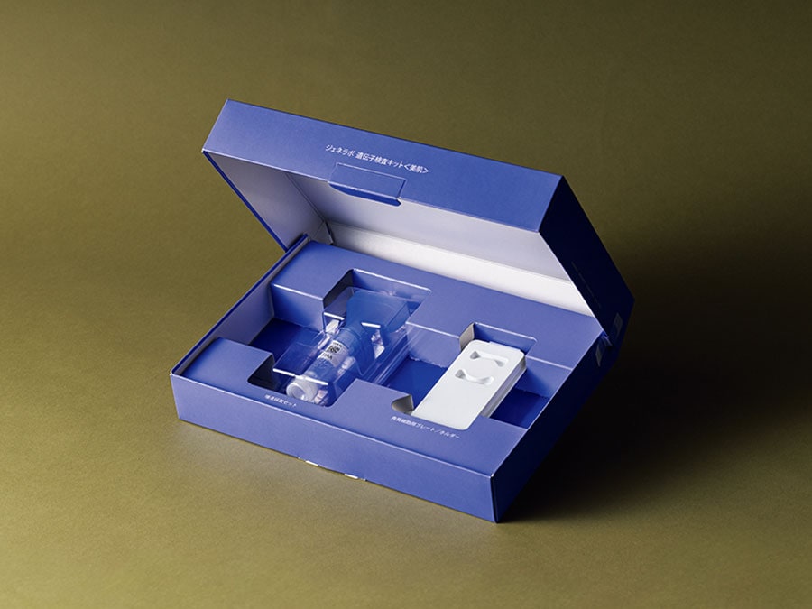 約1,800人以上の日本人の遺伝子と肌の関連を研究してきたメナード独自の遺伝子検査。ECでも購入でき、プレゼントも可能。ジェネラボ 遺伝子検査キット＜美肌＞ 11,000円／メナード