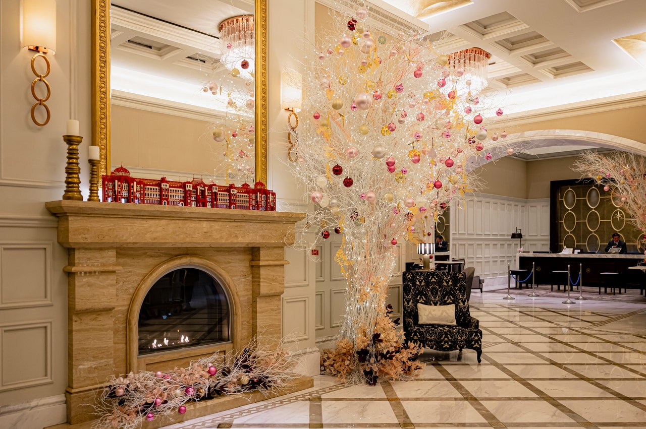 東京ステーションホテルのクリスマスツリー。