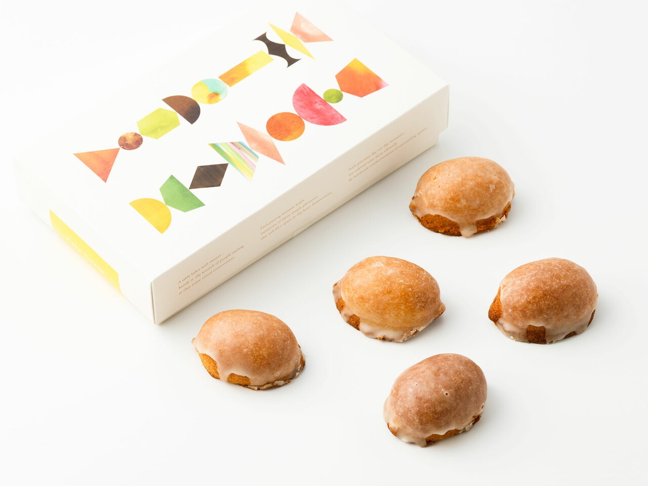 ケーク シトロン 5個入り 2,376円／八芳園洋菓子店