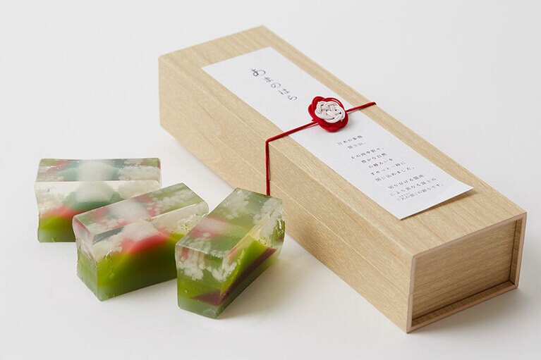 あまのはら 3,800円／和菓子 結(ゆい) ※数に限りがあるので事前予約が確実。