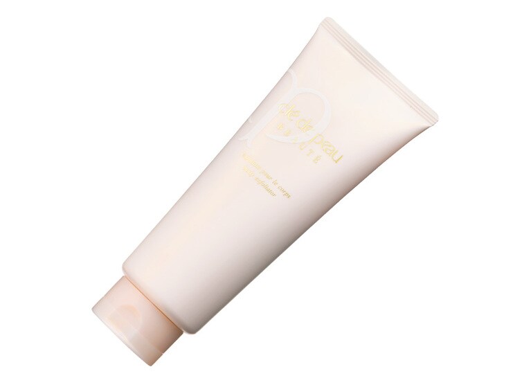 クレ・ド・ポー ボーテ エクスフォリアンプールルコール 200g 9,000円／資生堂インターナショナル