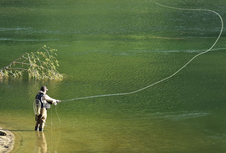 「尾瀬十帖」ではレンタルボートの貸し出し（直営）はしていないため、「軽く朝晩、釣ってみようか」という方向き。