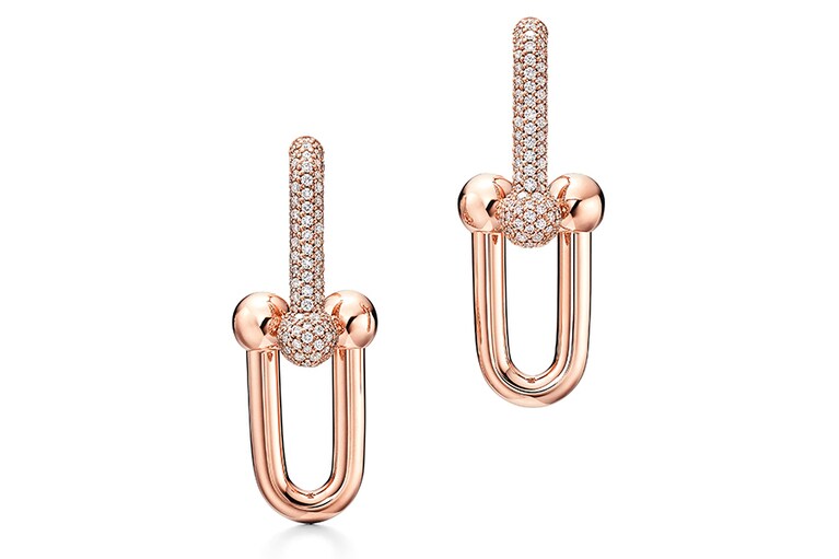 ティファニー ハードウェア リンク ピアス(18K ローズゴールド、ダイヤモンド) 1,705,000円。