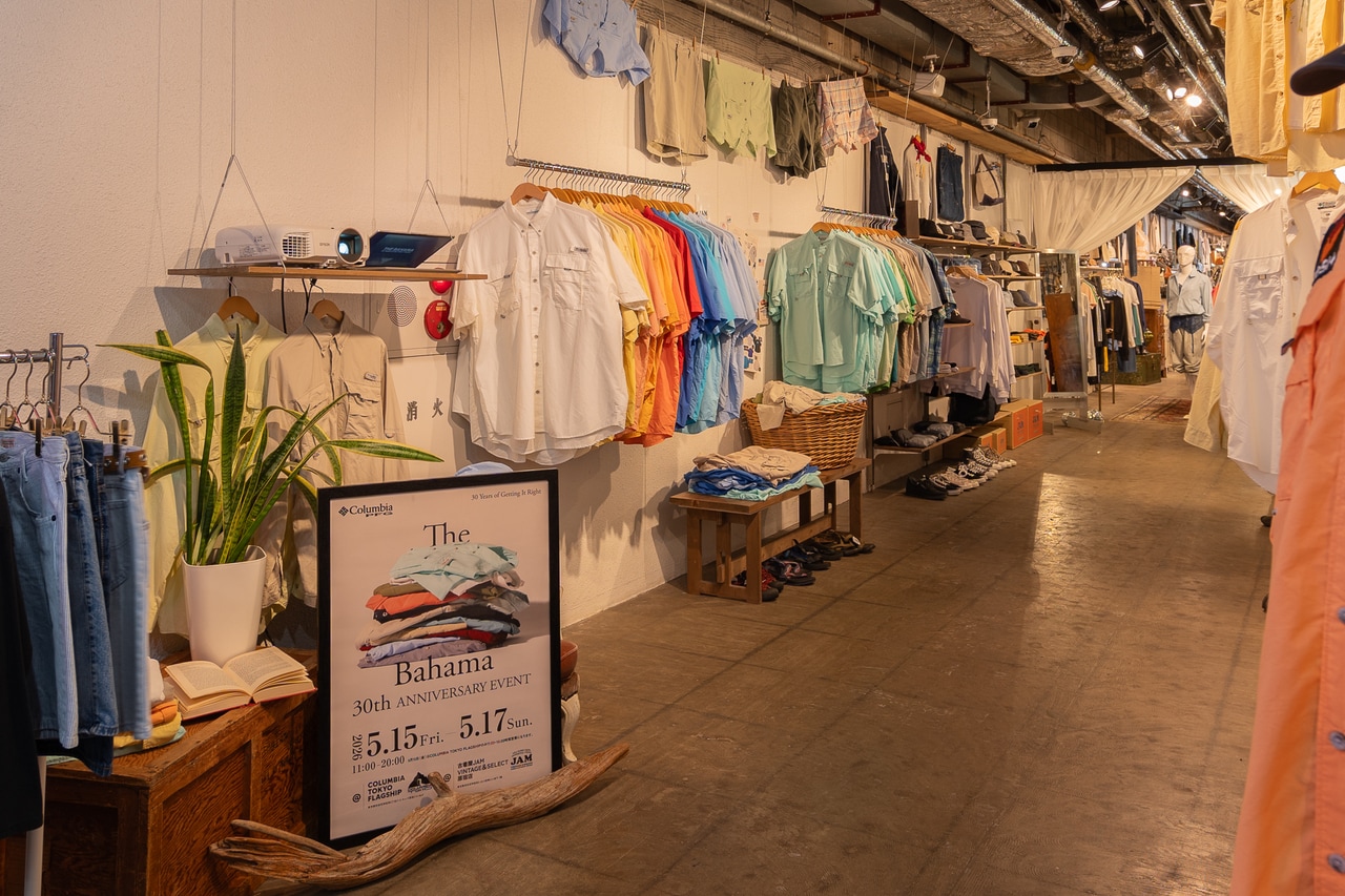 「JAM VINTAGE&SELECT 原宿店」では、現行品では見られない旧デザインや限定カラー、海外で独自に刺繍カスタムされた古着などを集めたPOP UPを展開。