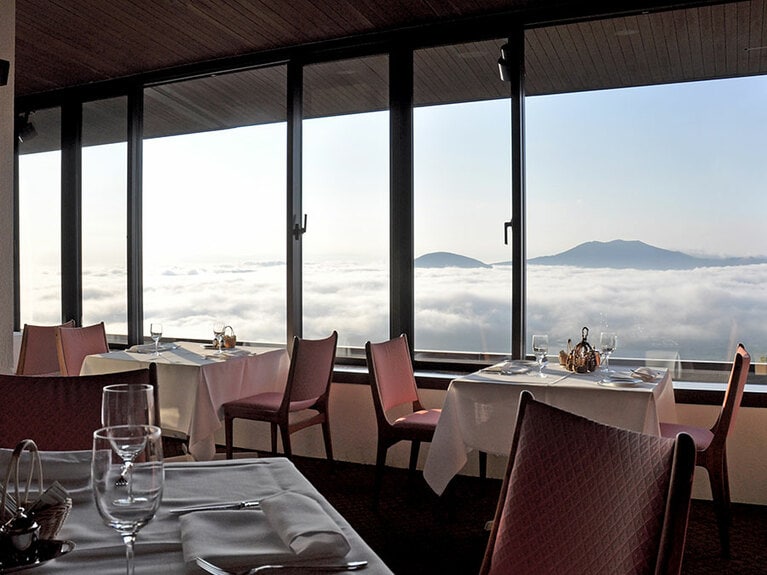 赤倉観光ホテル［新潟／赤倉温泉］メインダイニングルーム ソルビエ。