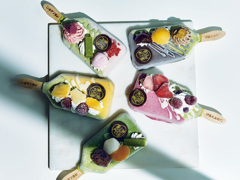 宇治抹茶パフェアイスバー 5本入 5種×各1本 4,490円。