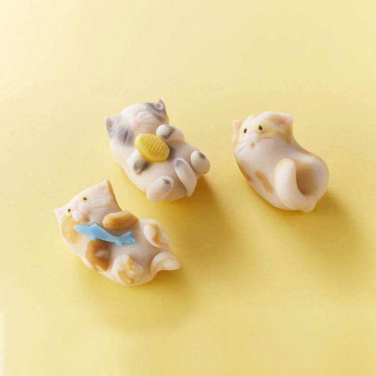 清月堂本店の「清月堂の猫3兄弟」各648円(各日各30点限定)。