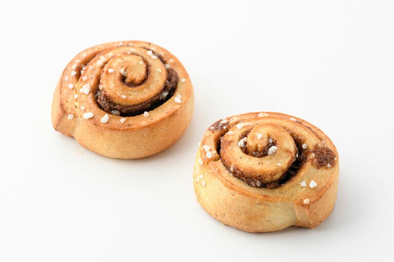 KAFFERREP カッフェレプ「シナモンロール」550円(510g、税込)。