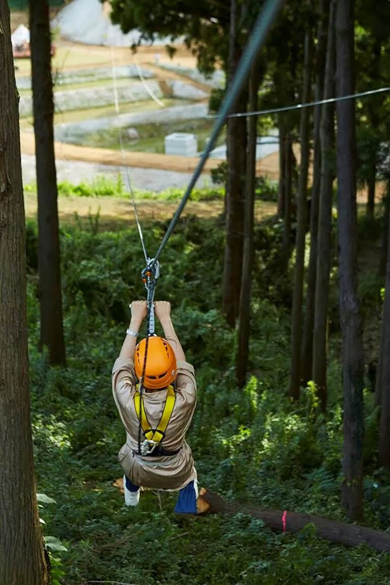 ジップライン。