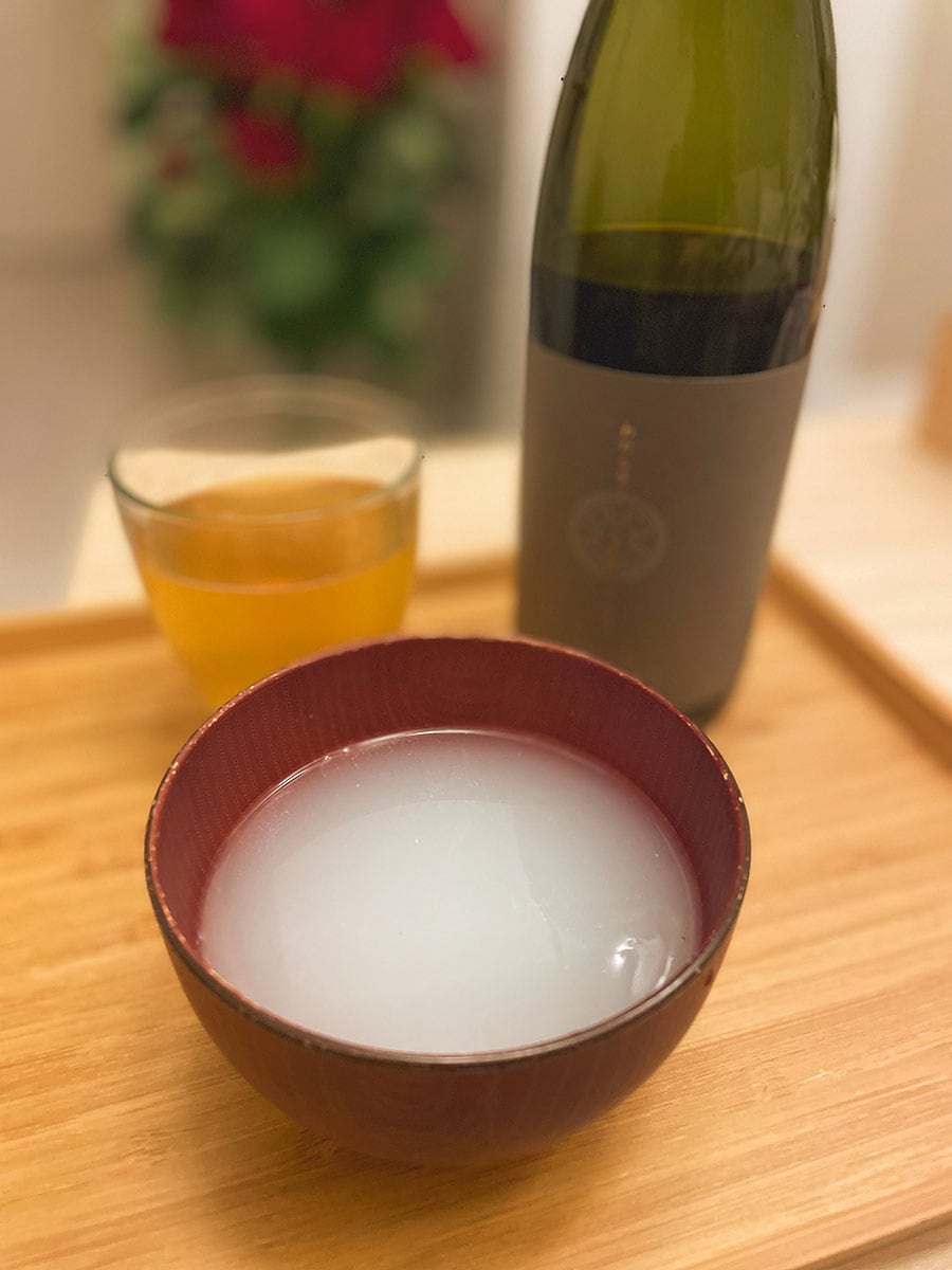 帰宅した日の夜：重湯(生米を煮出し、濾したもの)