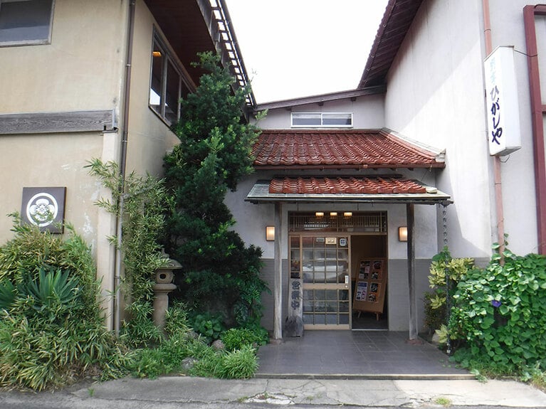 95年の歴史を重ねた老舗料亭。