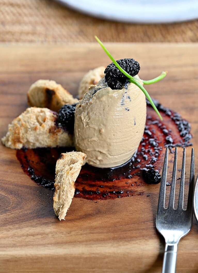 チキン・レバー・パフェ 390タイバーツは優しい味。