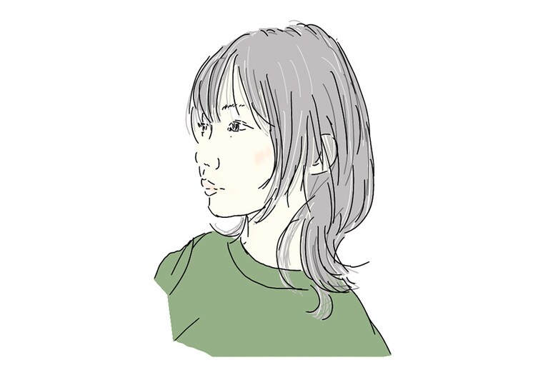 レイヤー部分は薄いので、コテやアイロンで挟みやすい。また、レイヤーの場合は毛先をワンカール巻くだけでOK