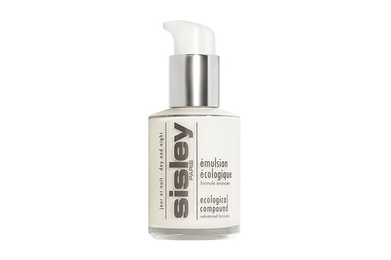 長年愛されてきたテクスチャーはそのままに、心地よさをくれる植物の香りも健在。「エコロジカルコムパウンド アドバンスト」60mL 19,800円／シスレージャパン