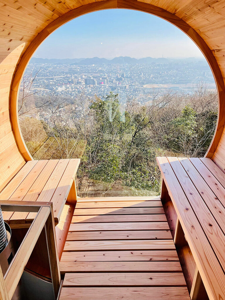 宮﨑杉を使った純国産のバレルサウナ。