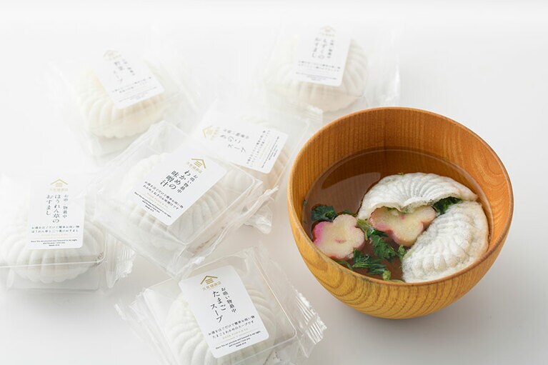 久世福のお吸い物最中 2,000円(6個入り)。