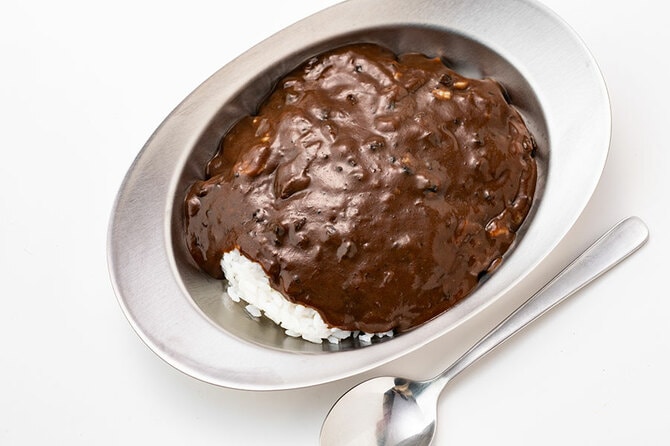 ゴーゴーカレー 中辛レトルト 870円。