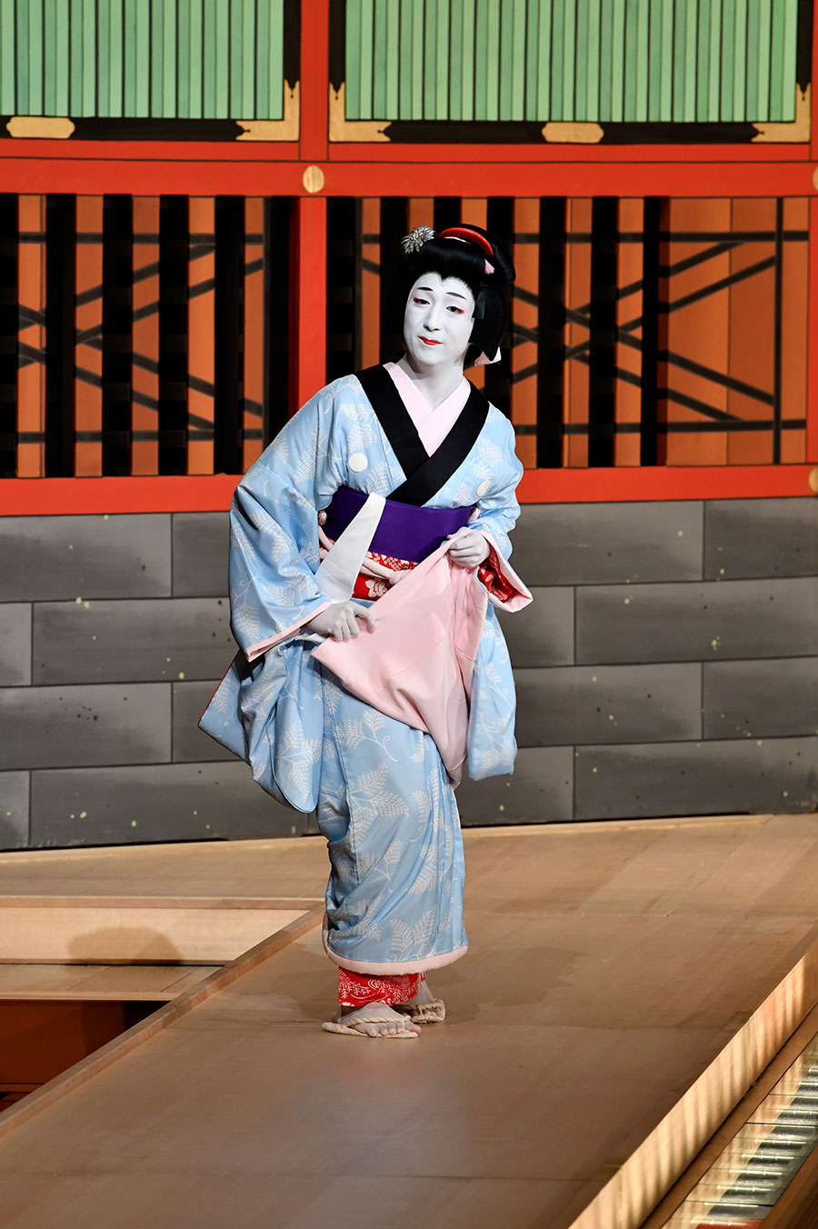 令和元年6月歌舞伎座『梶原平三誉石切』梢=中村米吉さん(©松竹)。