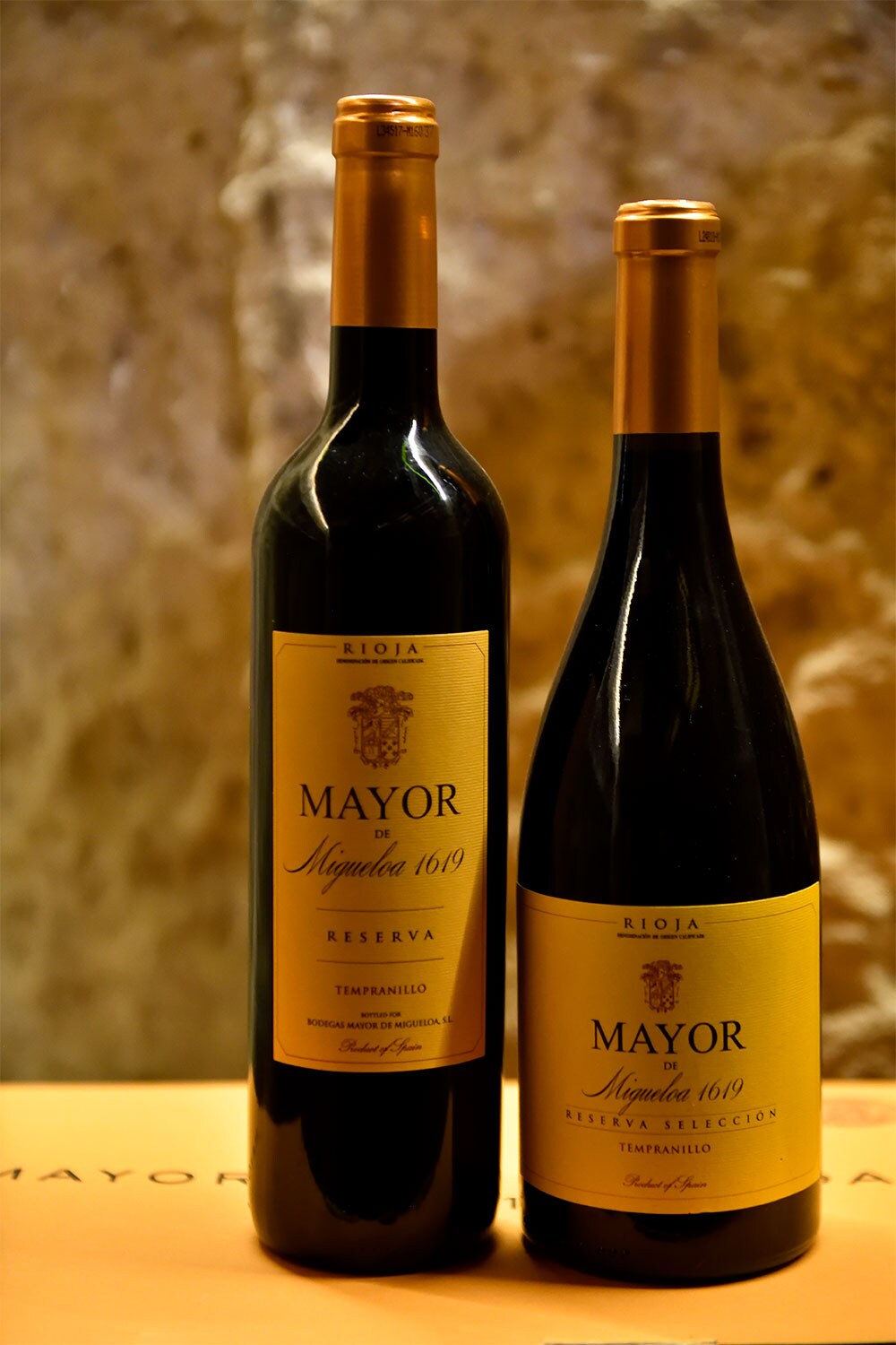 酸味の少ないテンプラニーリョ種を使用した自家製ワイン“Mayor de Migueloa Reserva Selection”は33ユーロ～。