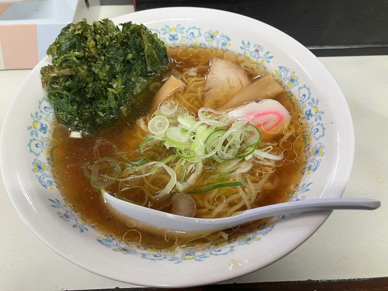 醤油ラーメン+春菊天（合計660円）