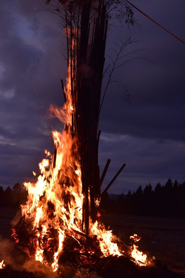 【富山県】左義長。