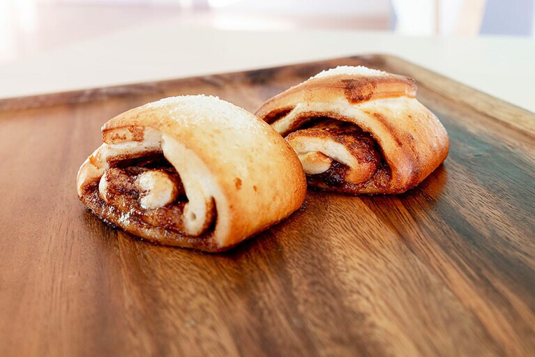 シナモンロール 300円。