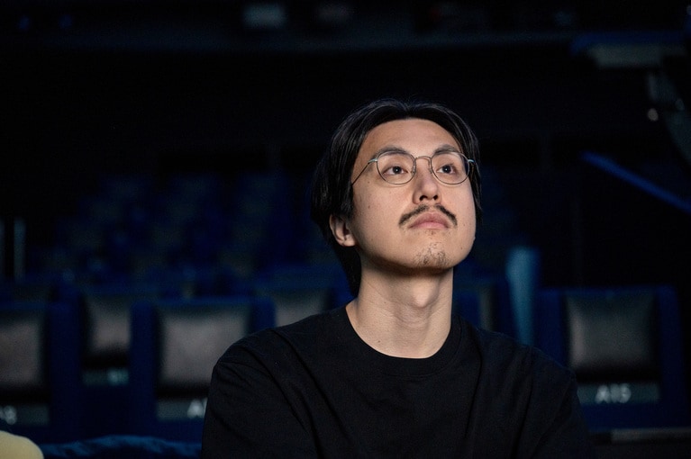 佐々木俊さん。「コニカミノルタプラネタリウム 天空inスカイツリータウン®」にて。