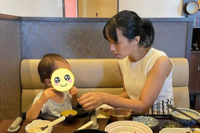 子育てと仕事を両立している（写真＝竹内由恵さん提供）