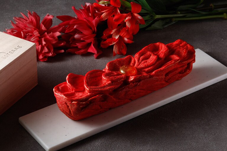 新作「フルール ド ノエル」15,000円。27cm×6.5cm×高さ6cm。