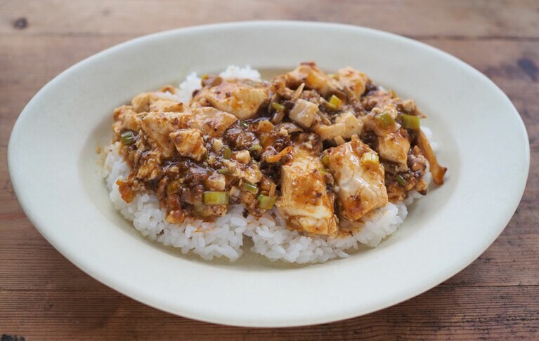 丸美屋麻婆のっけライス。