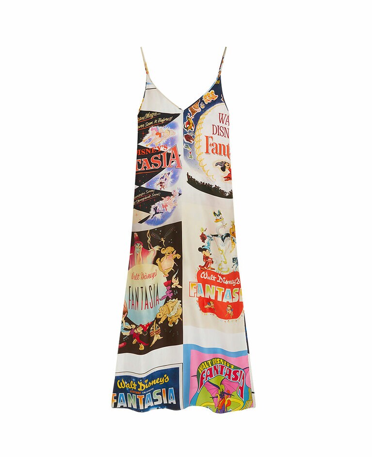 ドレス 171,600円。©Disney