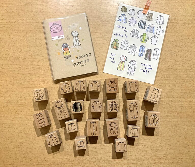 ◆試衣章 Tryin’ on Stamp (トライン・オン・スタンプ) 80元／個～。コーディネートノートを作ってみるのも楽しいはず。