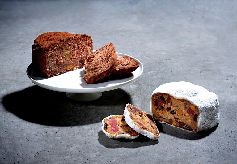 “ダーク シュトーレン”にはヴァローナ社のカカオニブも使用！