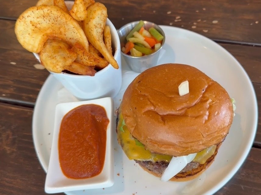 シンプルながら完成された一皿。